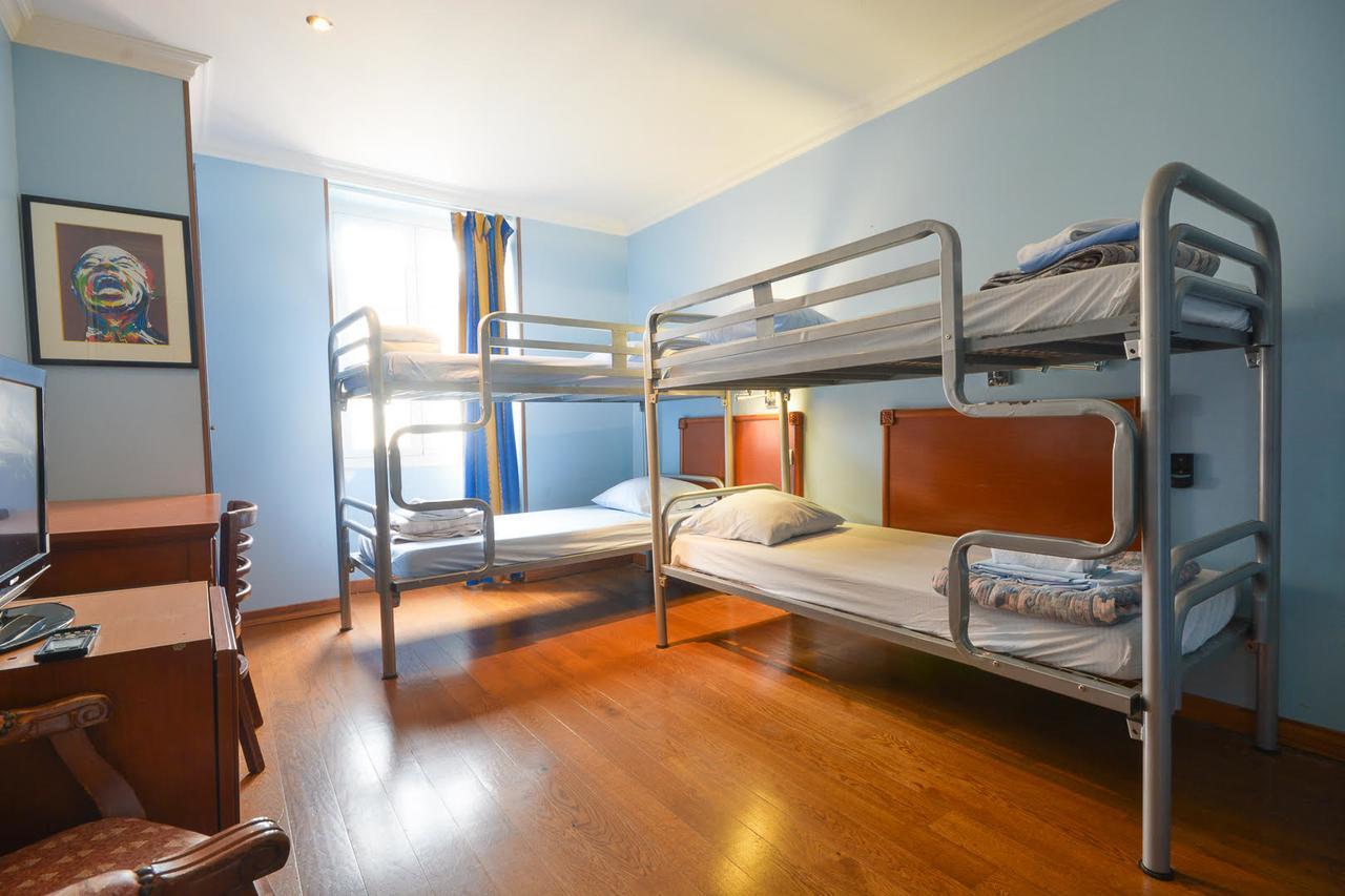ניס Baccarat Hostel מראה חיצוני תמונה
